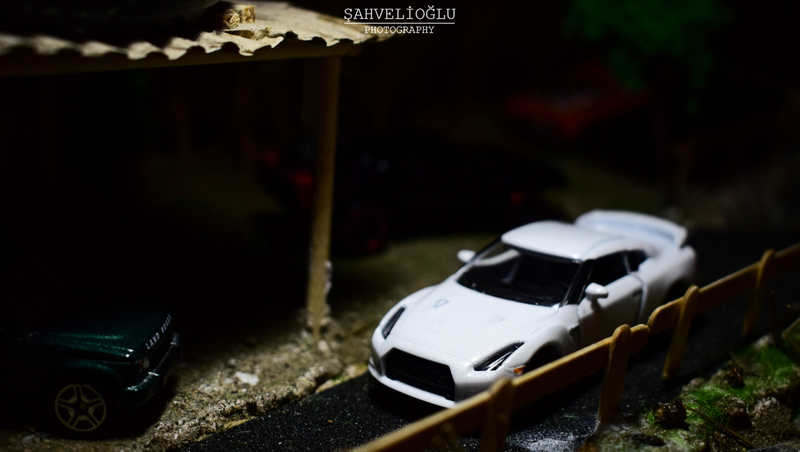 Illustration for article titled Just As You Want; More Diorama Shoots!